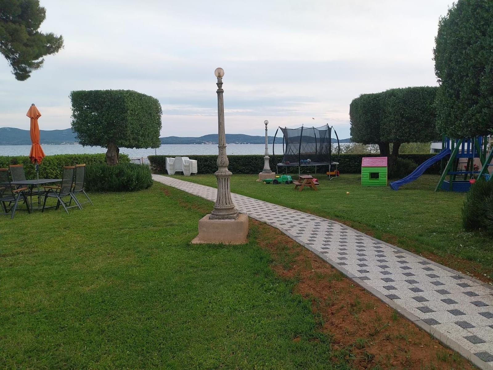 Apartments Becky On A Sandy Beach Without Crowd Sukošan エクステリア 写真