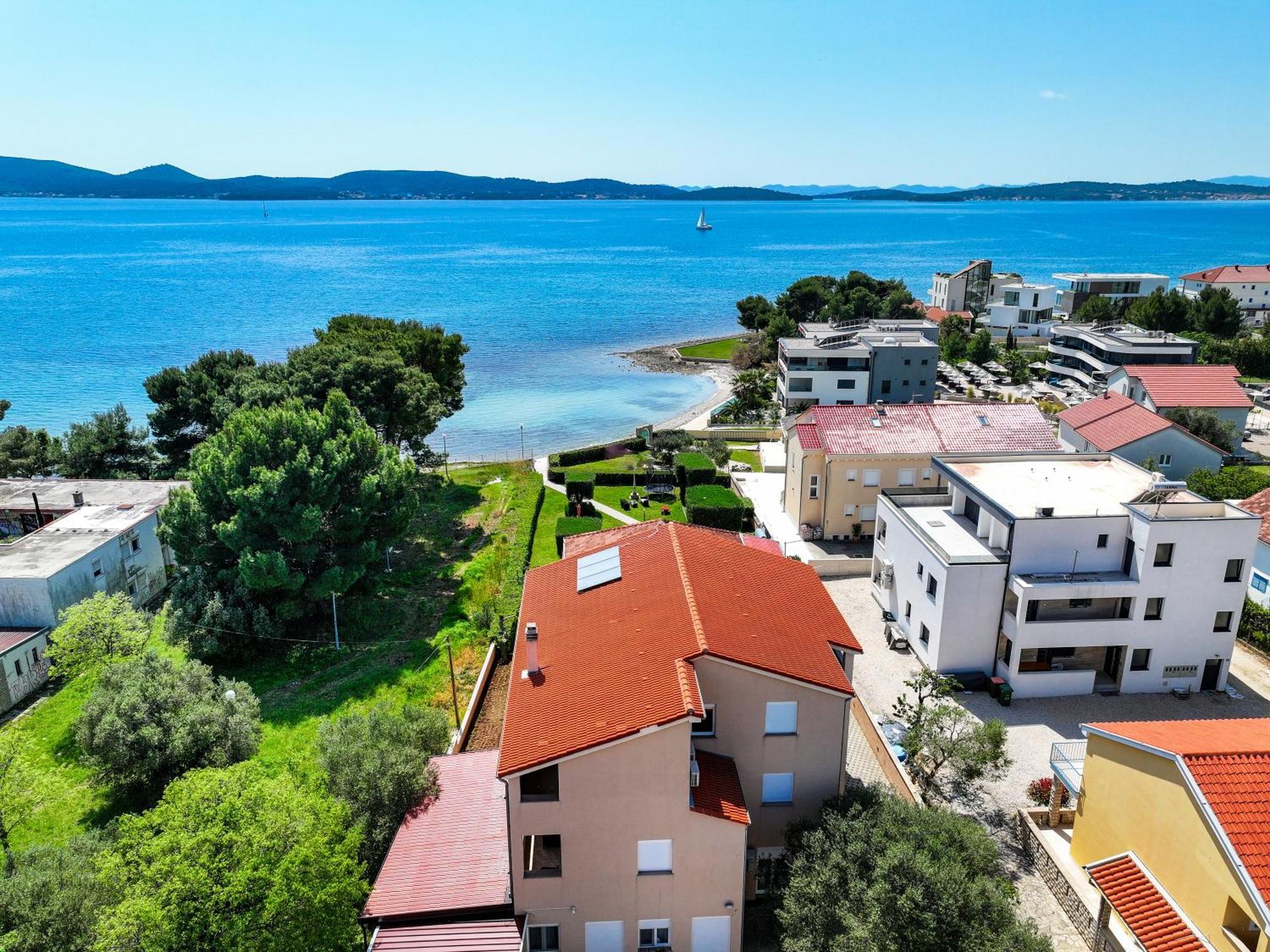 Apartments Becky On A Sandy Beach Without Crowd Sukošan エクステリア 写真